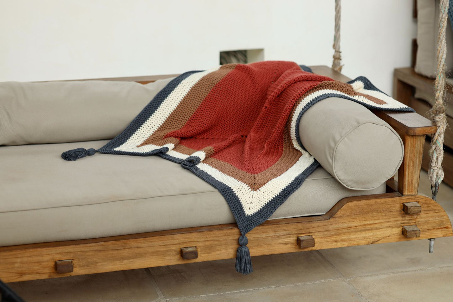 Windsor Tassel Throw (Crochet)