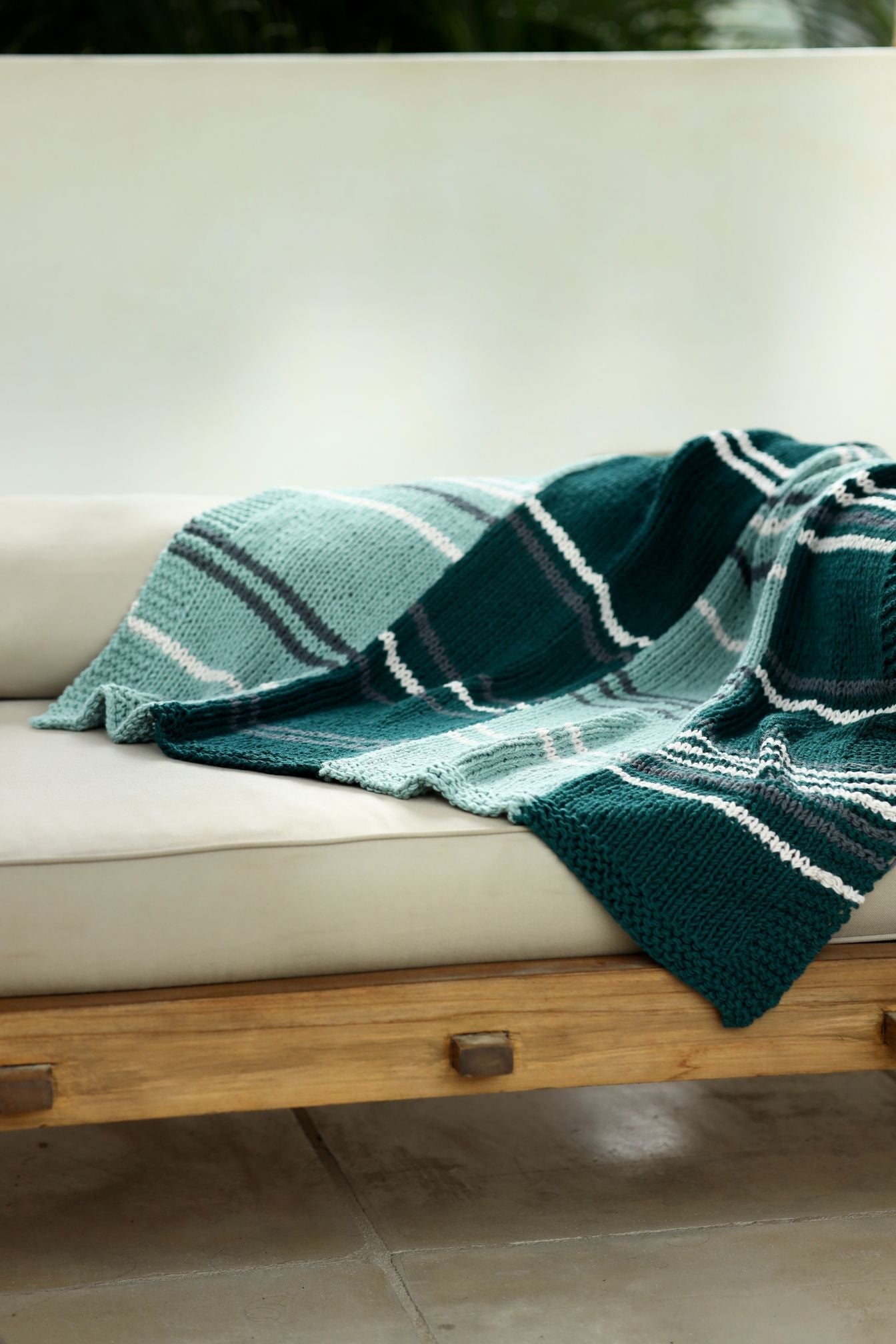 Raising the Bar Blanket (Knit)