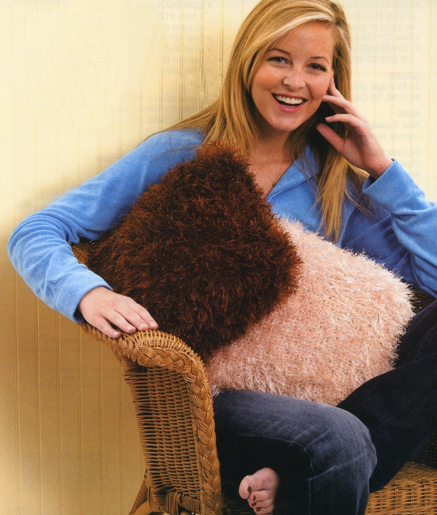 Furry Pillow Pattern (Crochet)