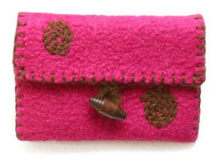 Make It Yours PurseラSwirling Spirals Pattern (Knit)