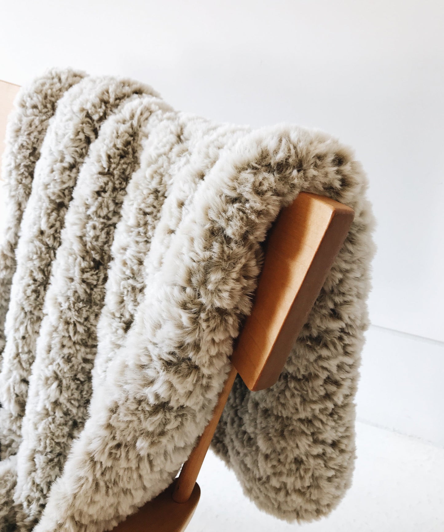Knit Kit - Paix Throw