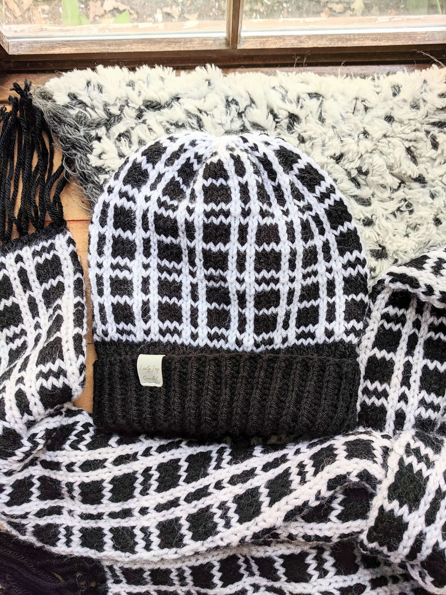 Knit Kit - Tartan Plaid Beanie Lite & Tartan Plaid Scarf