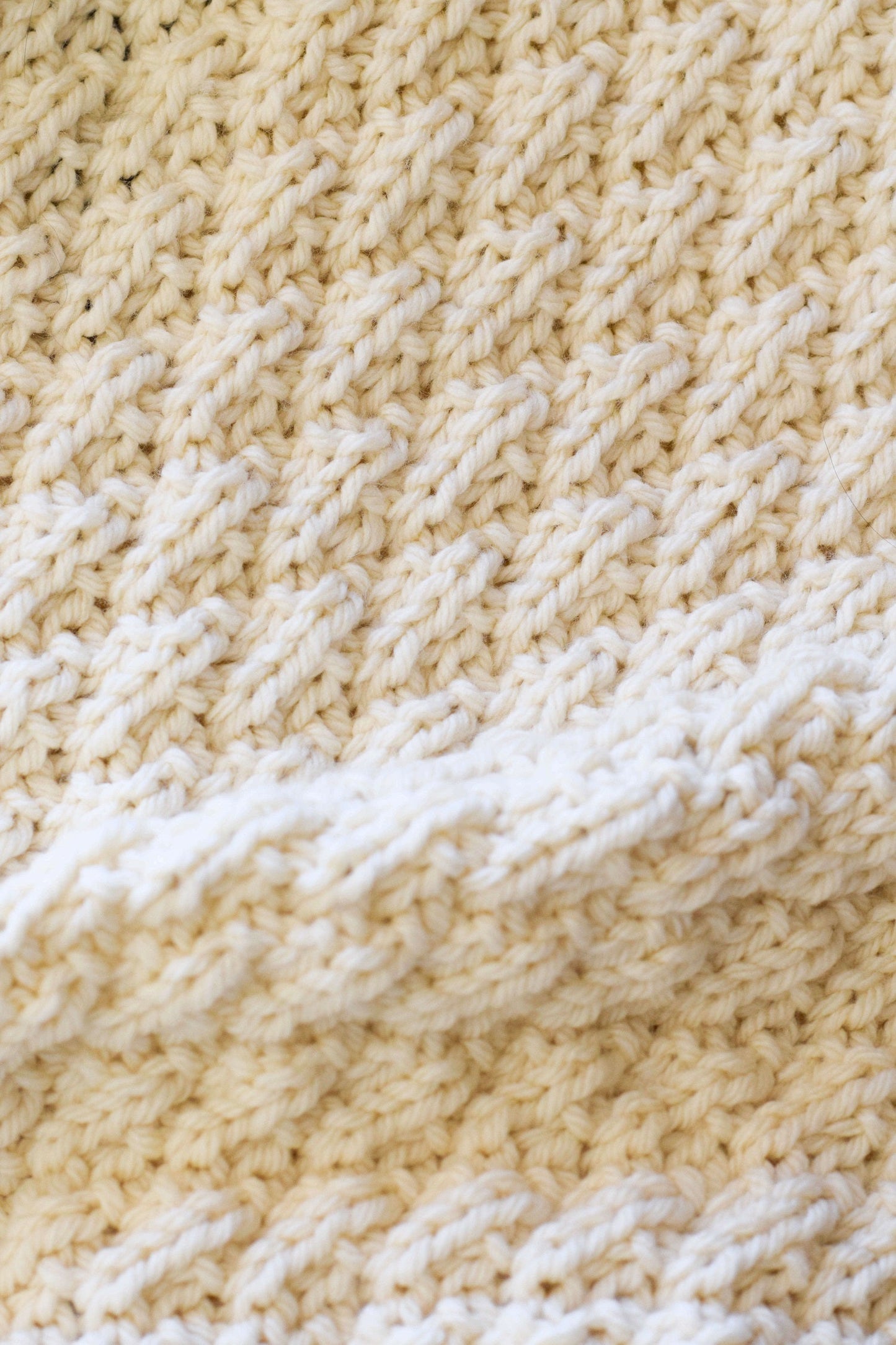 Knit Kit - Billowy Quilted Throw