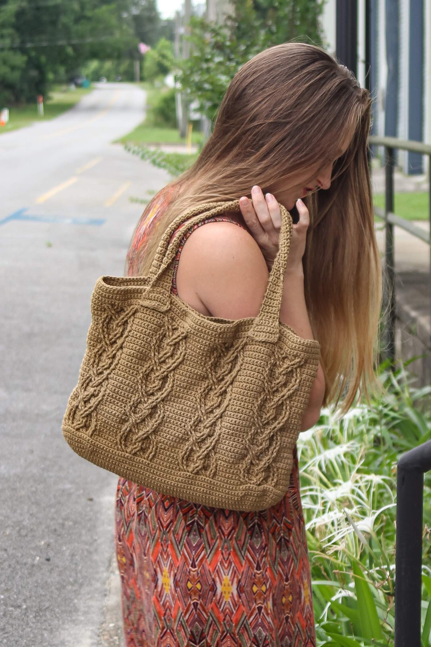 Crochet Kit - Cabled Tote Bag