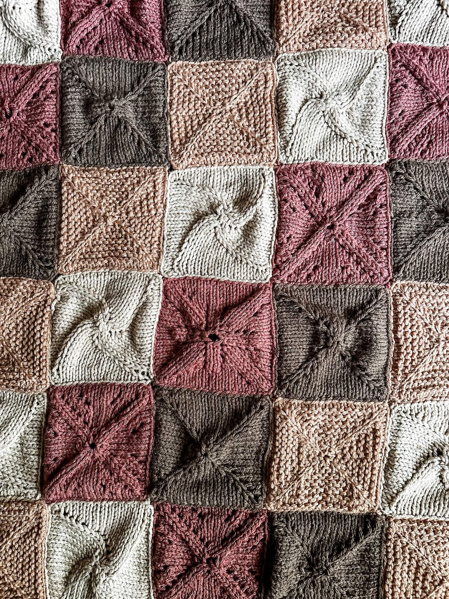 Knit Kit - Center Square Throw
