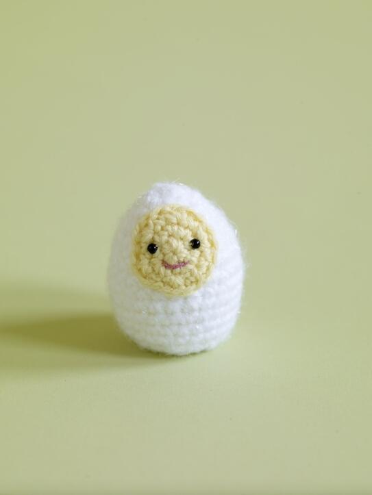 Amigurumi Egg Cozy Pattern (Crochet)