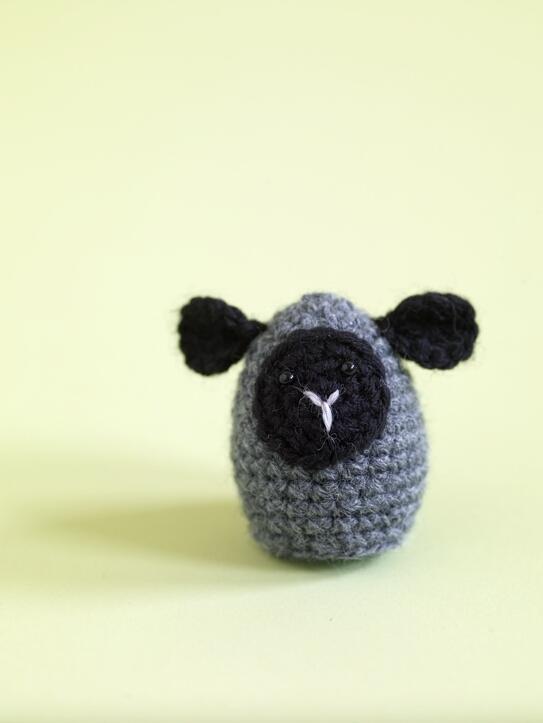 Amigurumi Little Lamb Egg Cozy Pattern (Crochet)