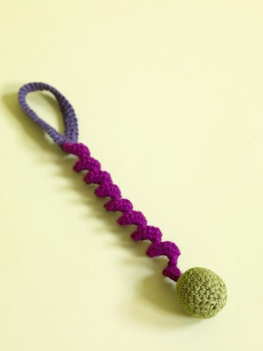 Door Hanger Bouncy Cat Toy Pattern (Crochet)