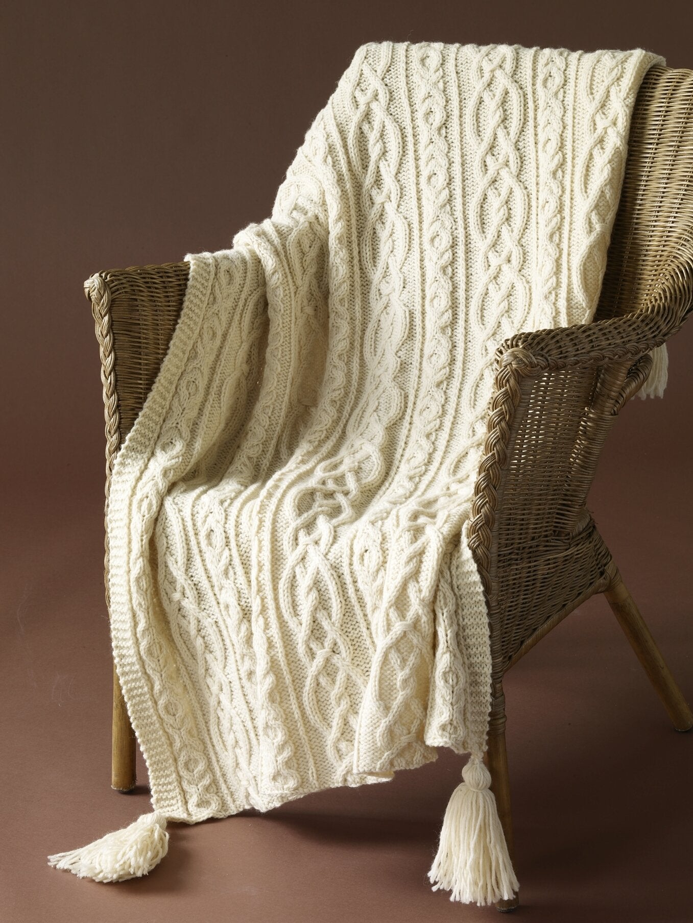 Lovers Knot Afghan Pattern (Knit)