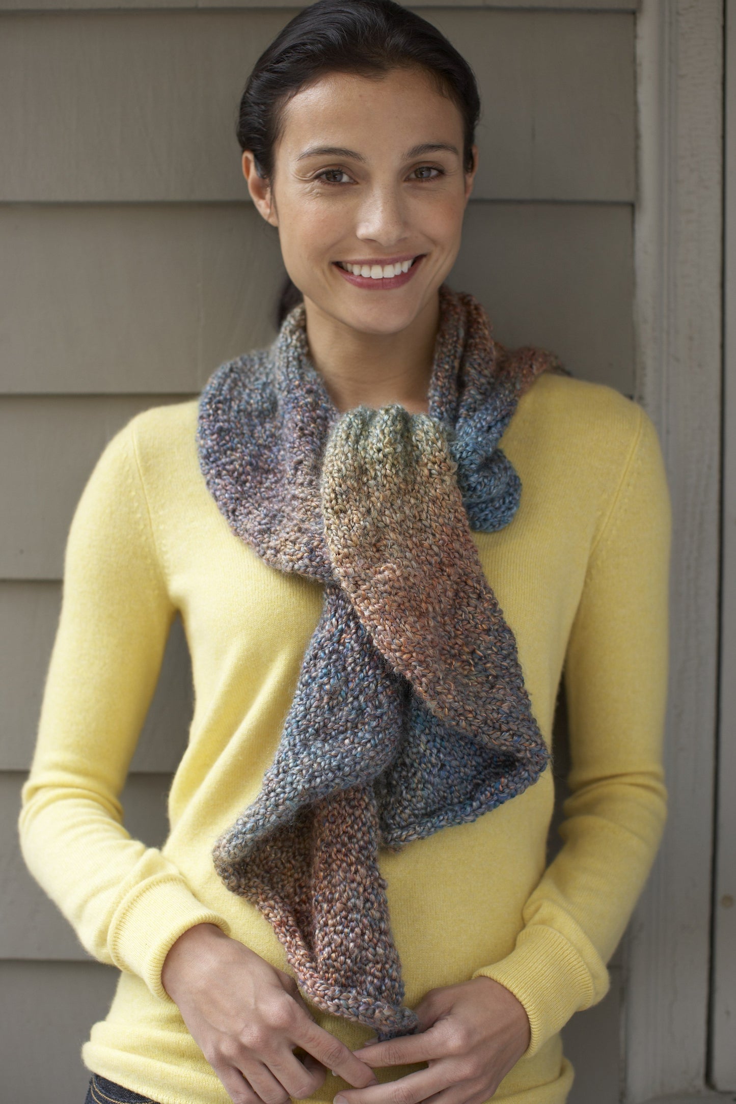 Painted Circle Scarf (Knit)