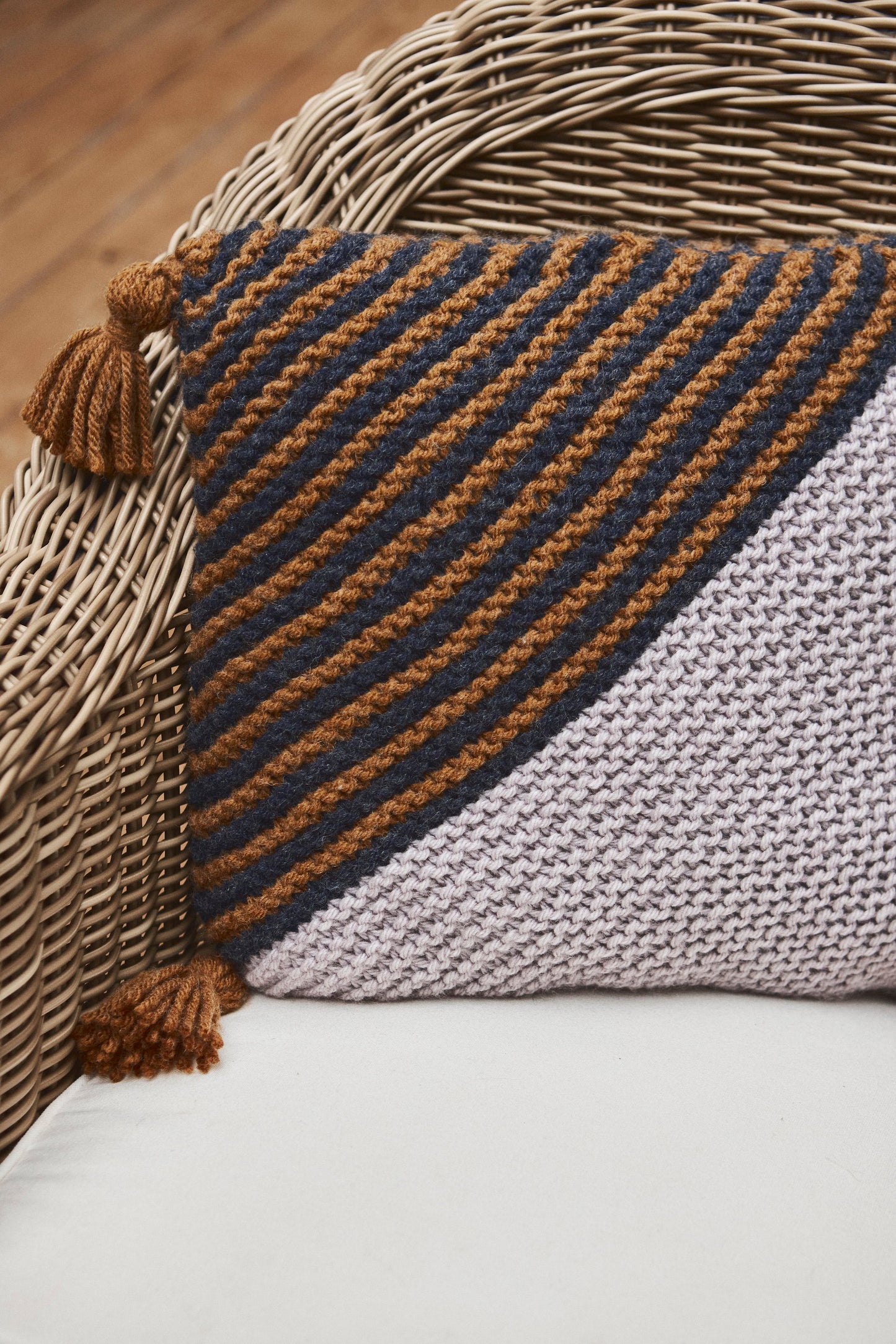 On the Bias Throw Pillow (Knit)