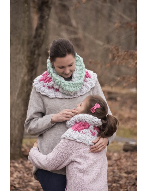 Little Anna Cowl (Knit)