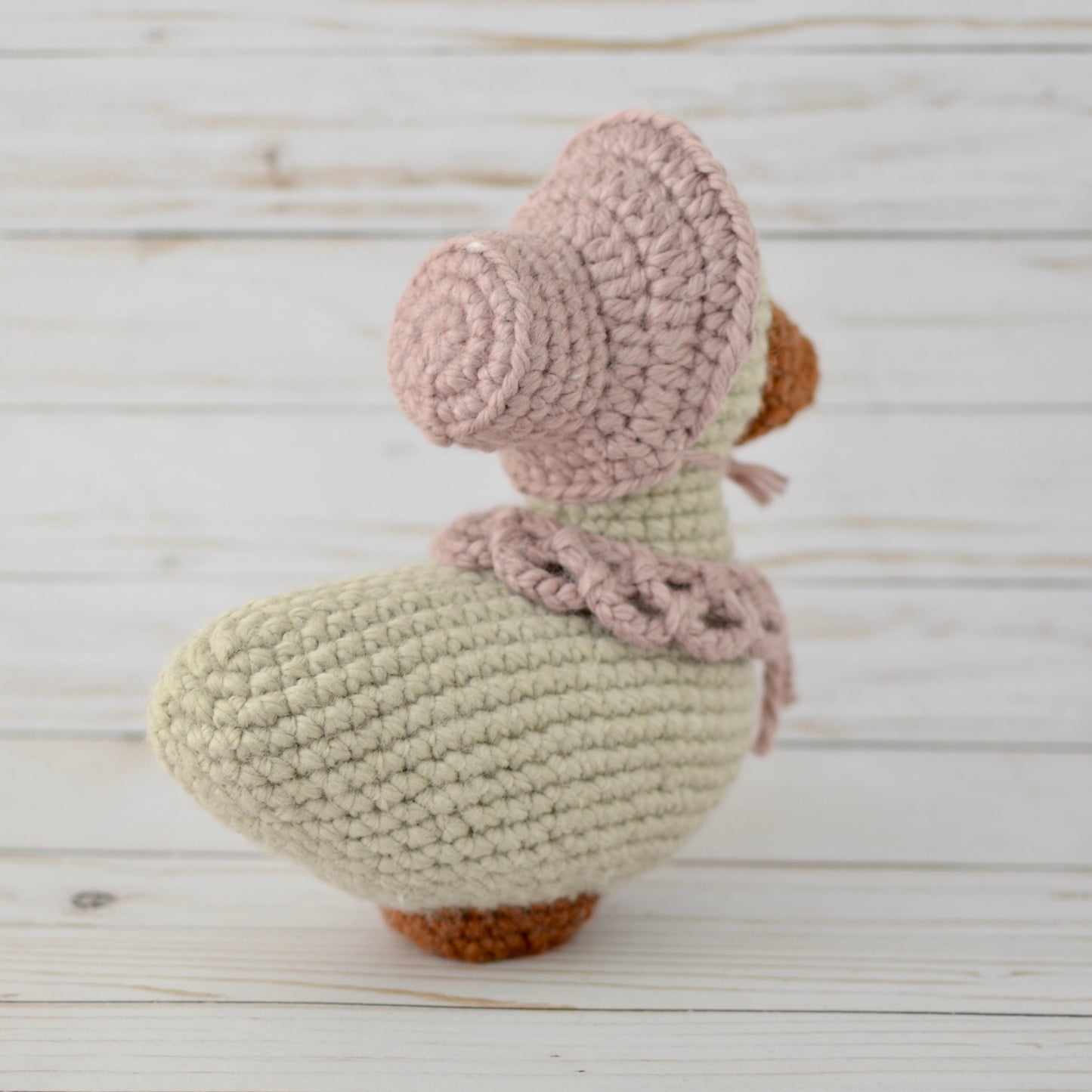 Carla The Goose (Crochet)