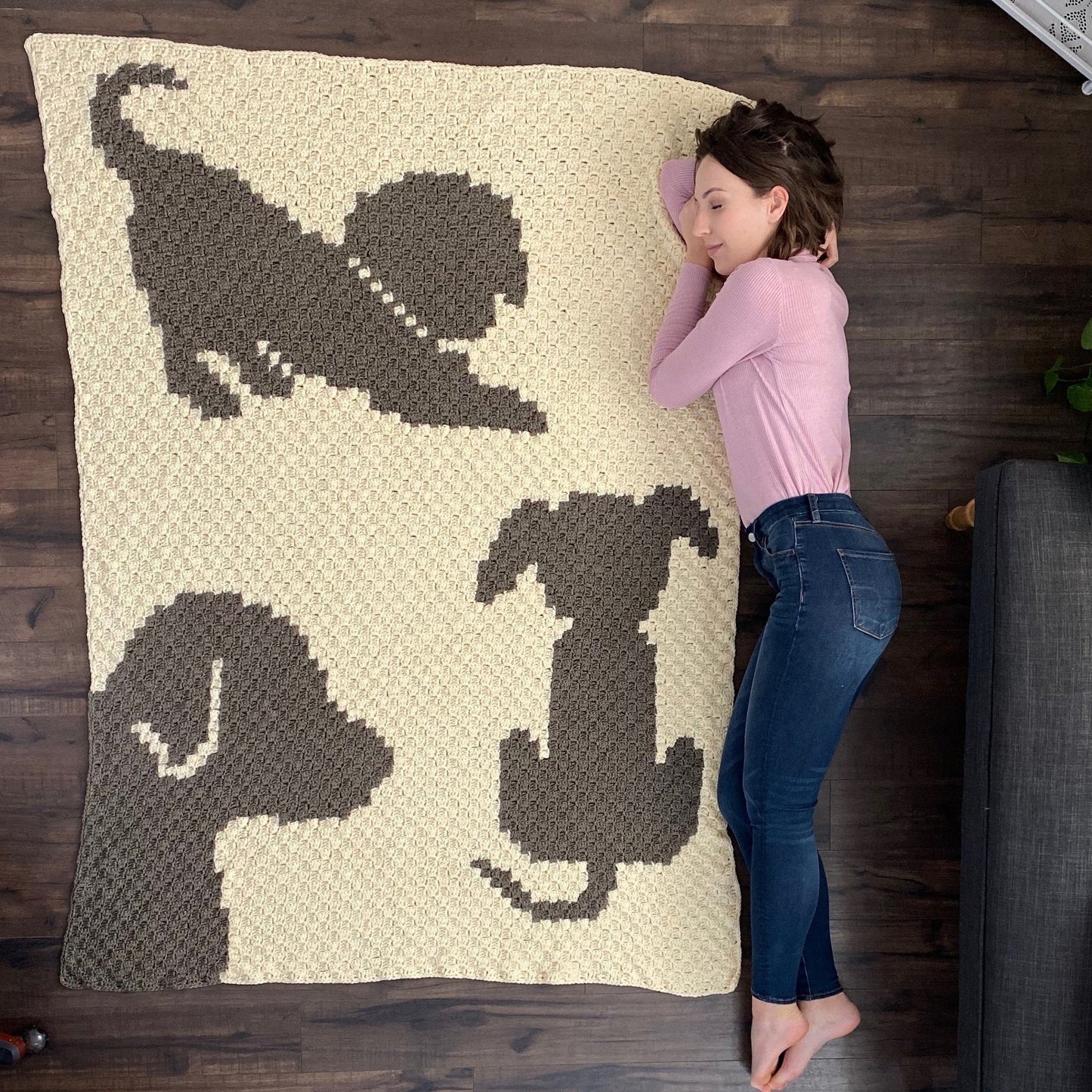 Crochet Kit - Draped in Dogs Afghan