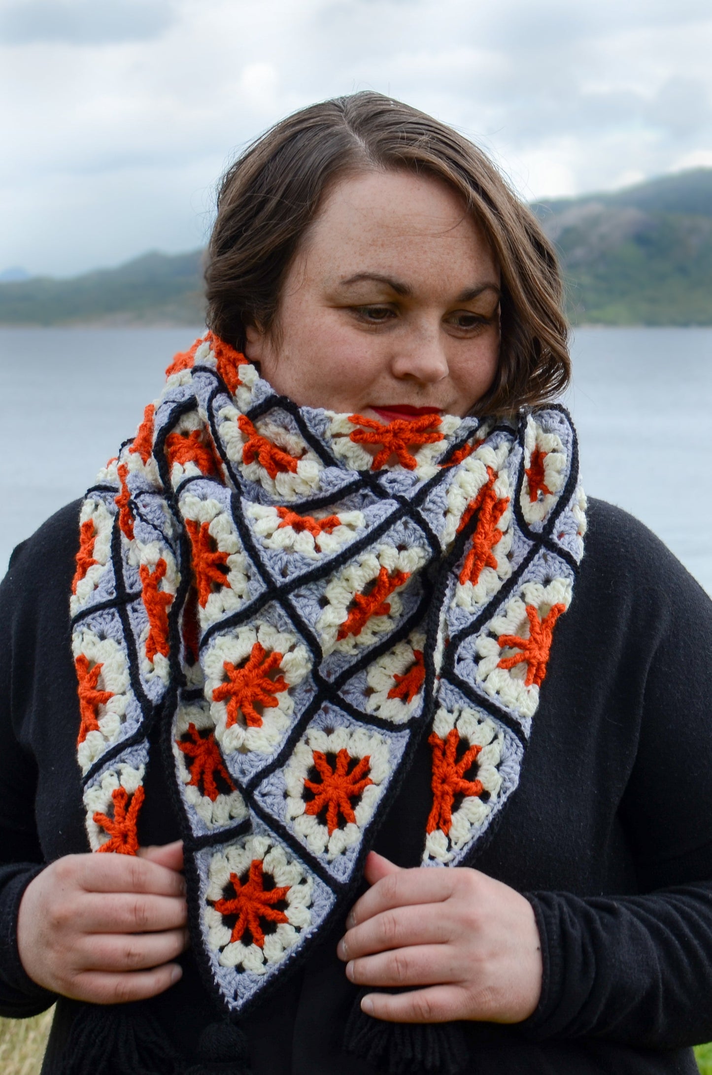 Granny Square Triangle Shawl (Crochet)