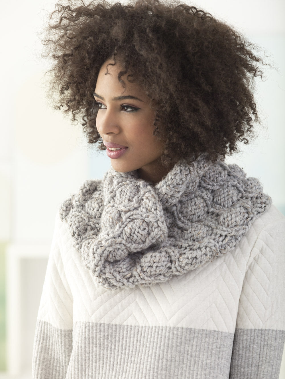 Pod Stitch Cowl (Knit)