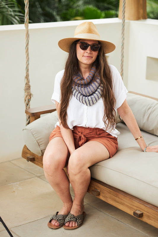 Gradient Ribbed Cowl (Knit)