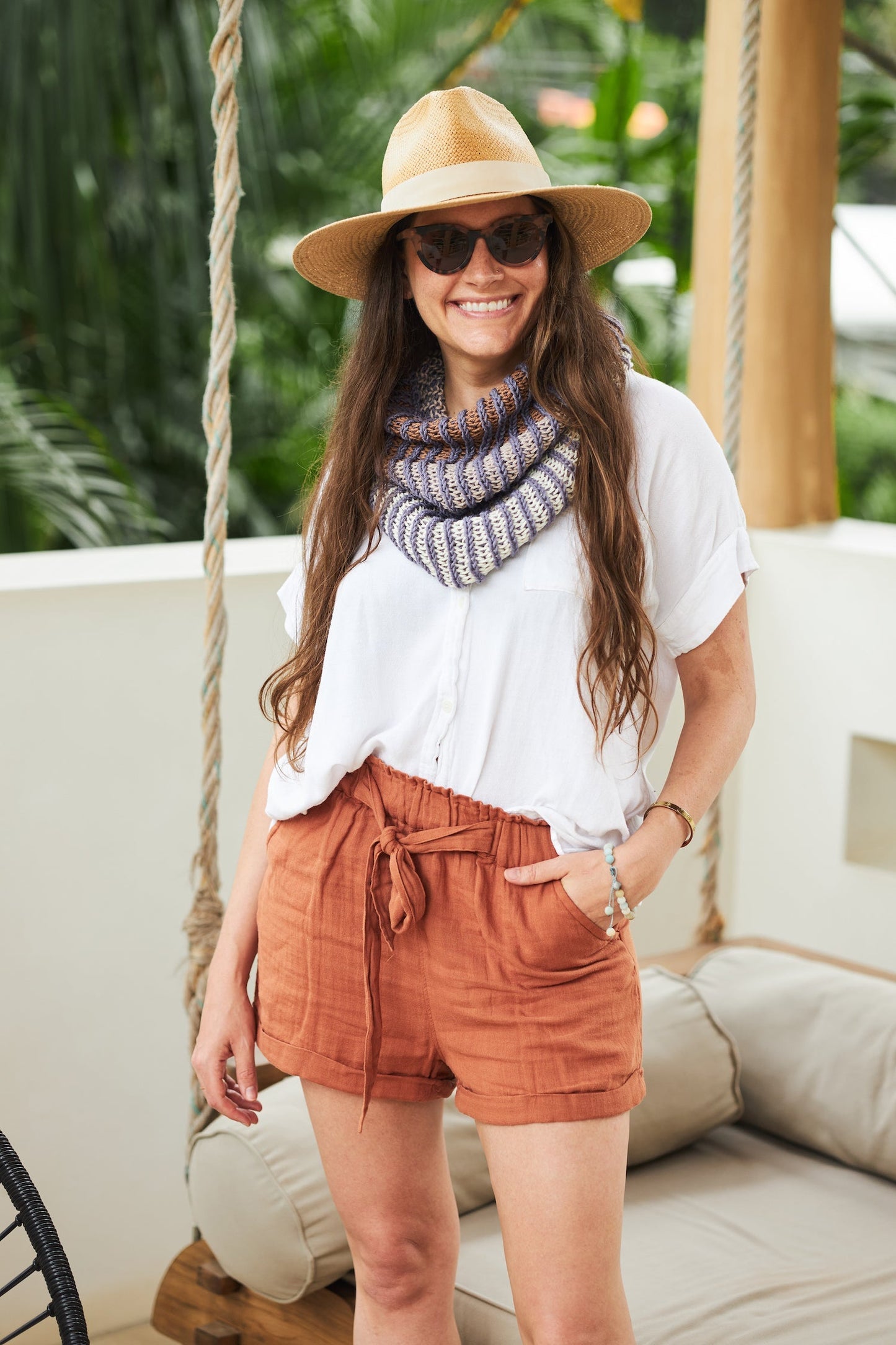 Gradient Ribbed Cowl (Knit)