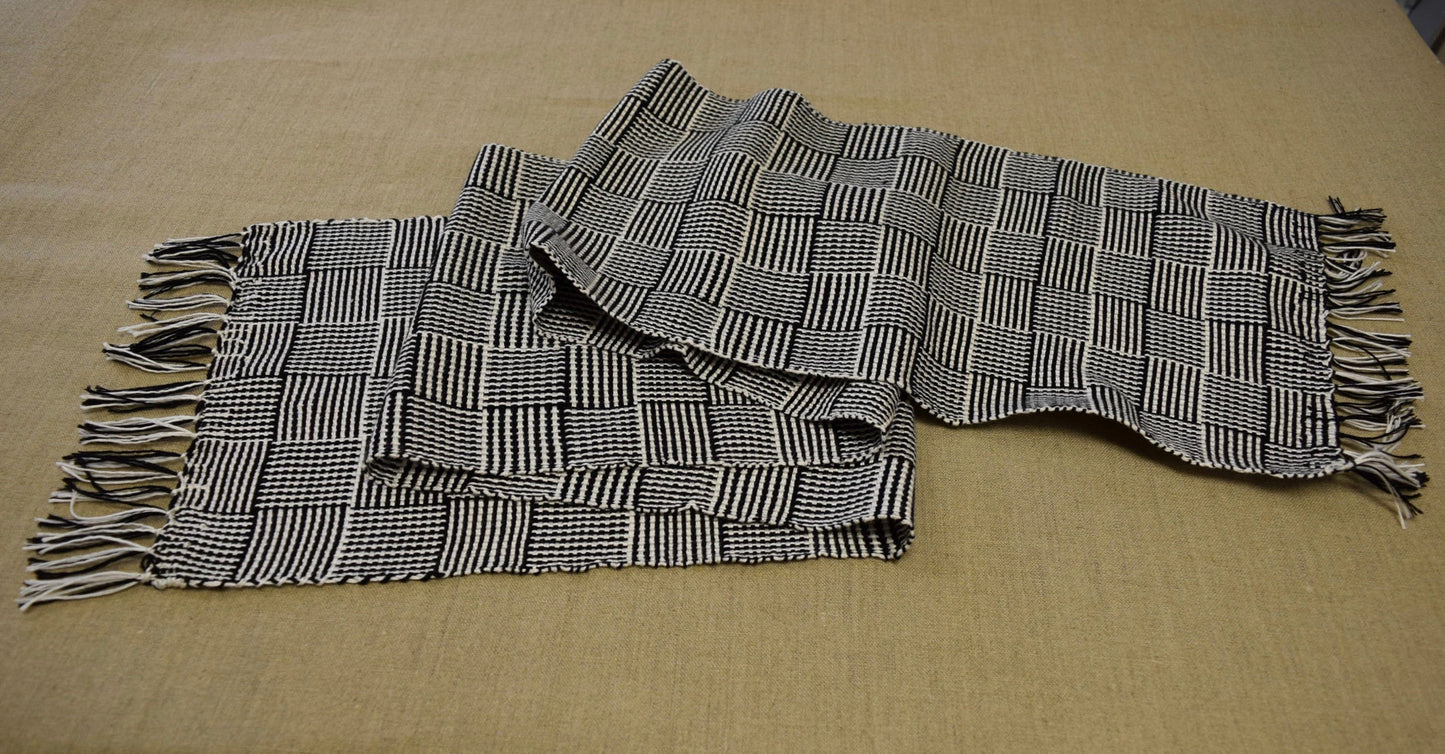 Log Cabin Table Runner Kit