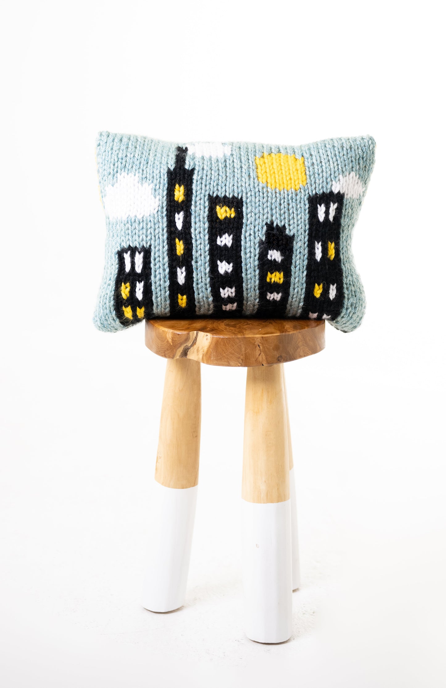City Skyline Pillow (Knit)