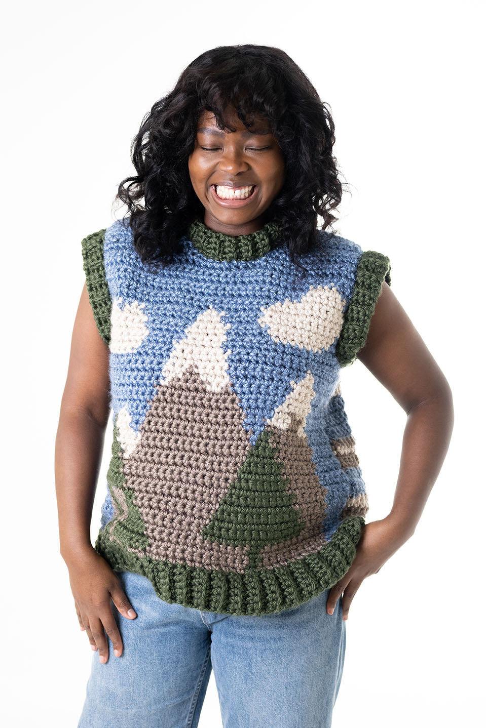 Mountain Scene Vest (Crochet)
