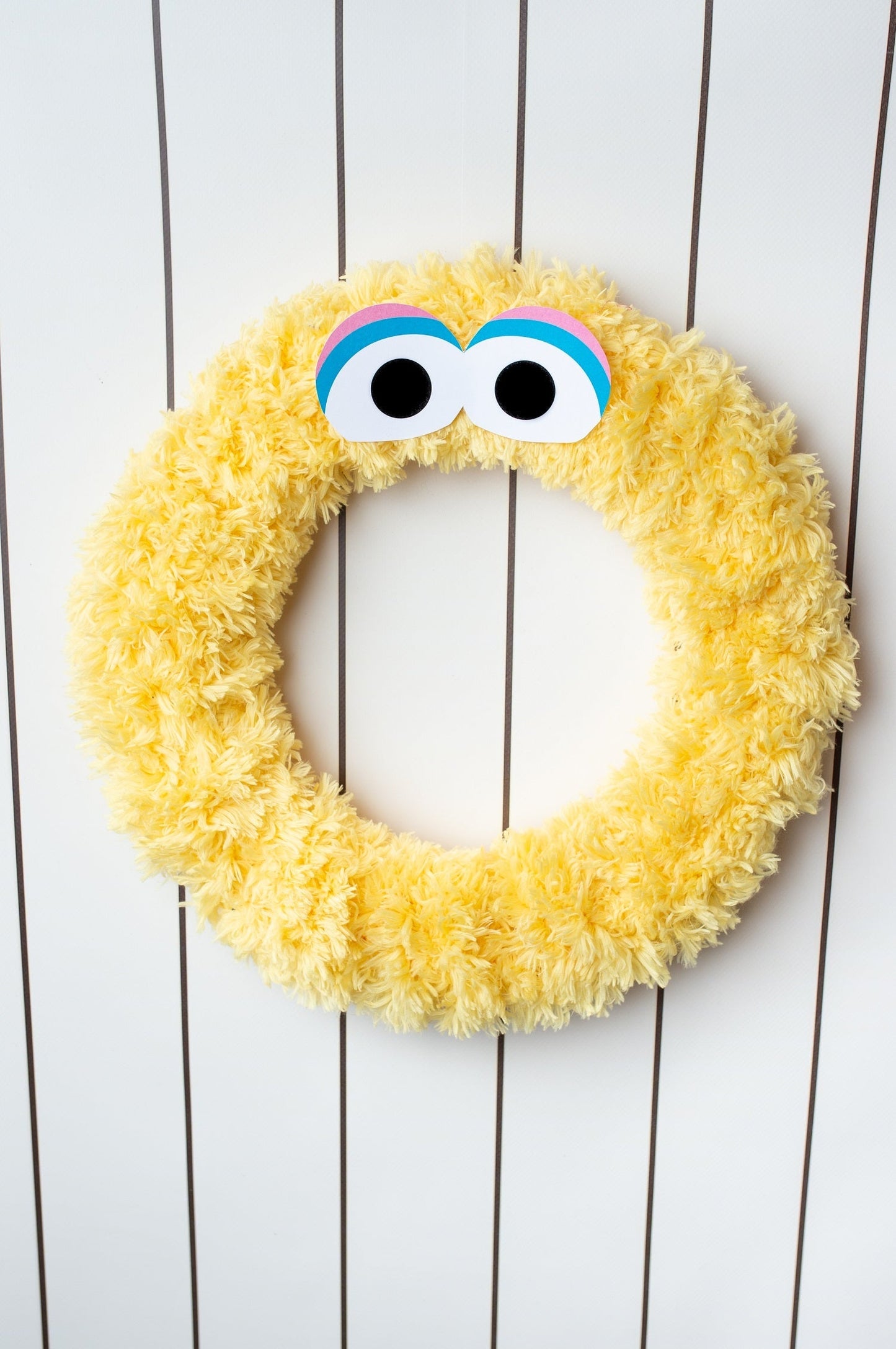 Craft Big Bird Wreath