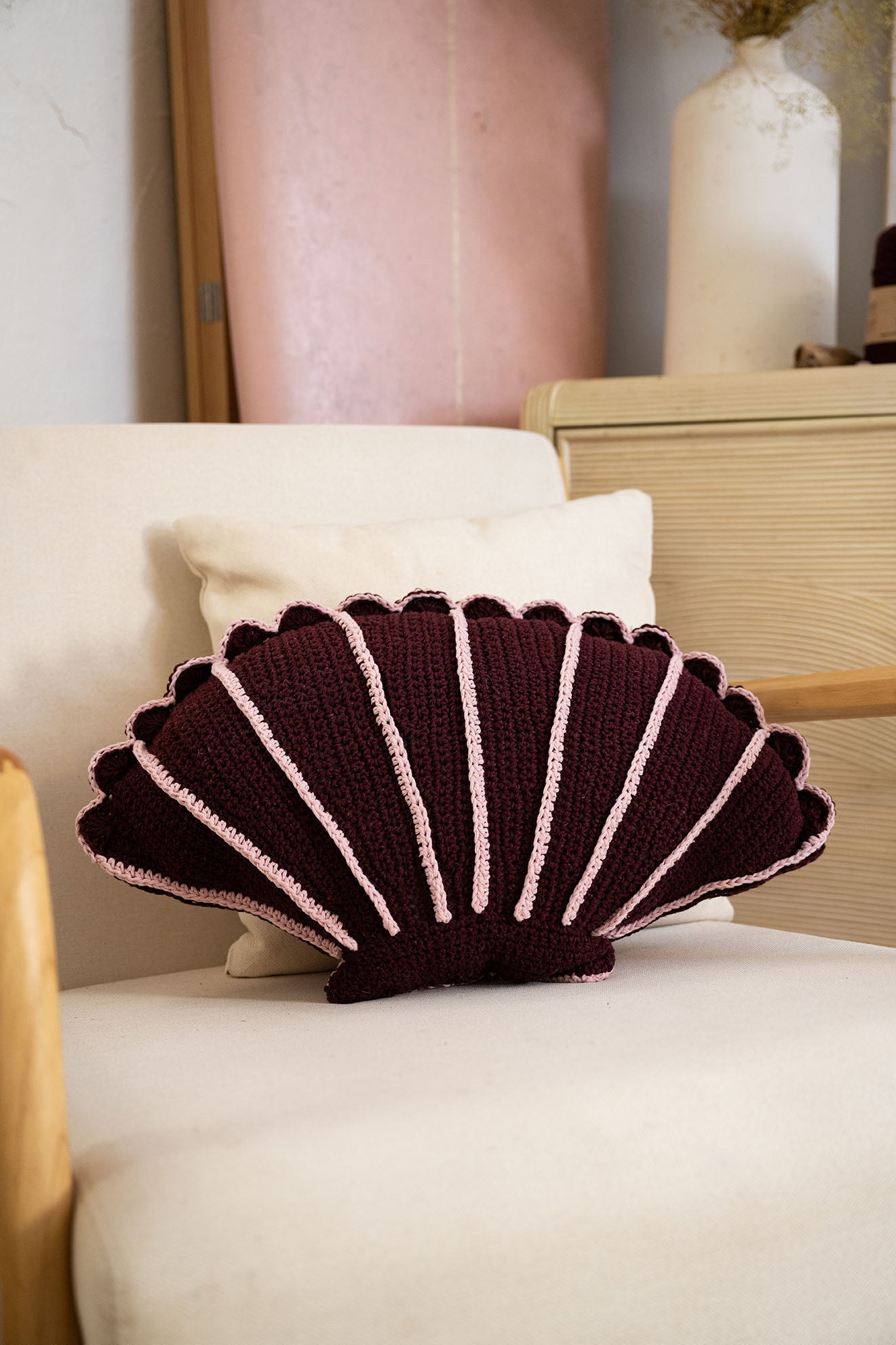 Shell Pillow (Crochet)
