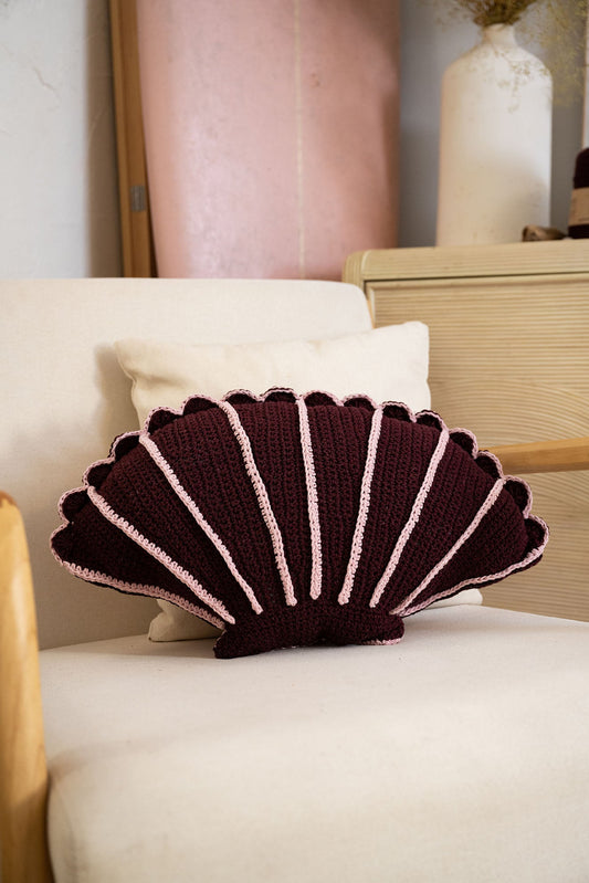 Shell Pillow (Crochet)