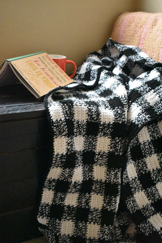 Crochet Kit - Gingham Crochet Throw