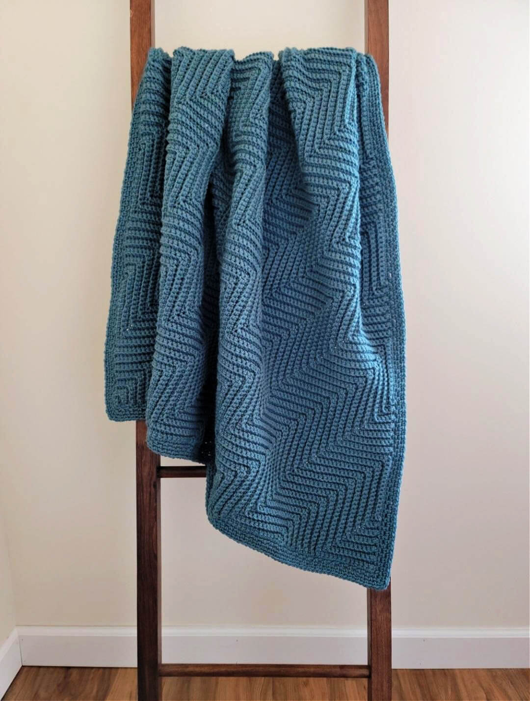 Crochet Kit - Diagonal Ripple Lapghan