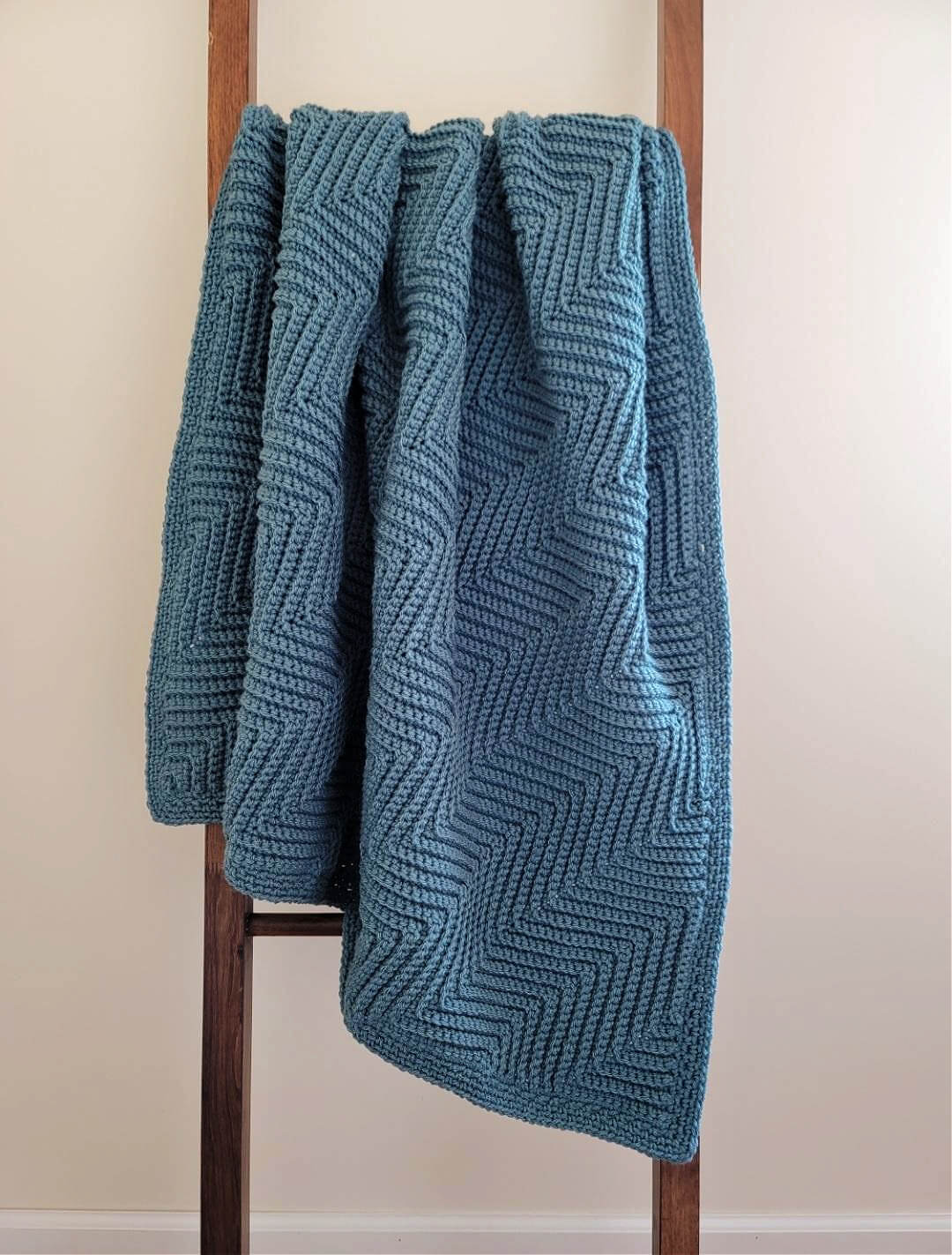 Crochet Kit - Diagonal Ripple Lapghan