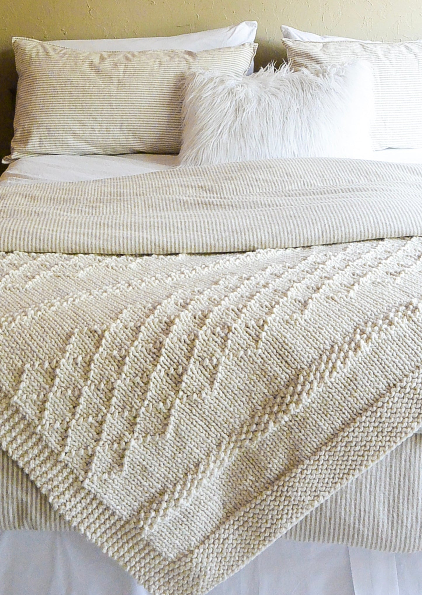Knit Kit - Snuggly Autumn Lattice Throw