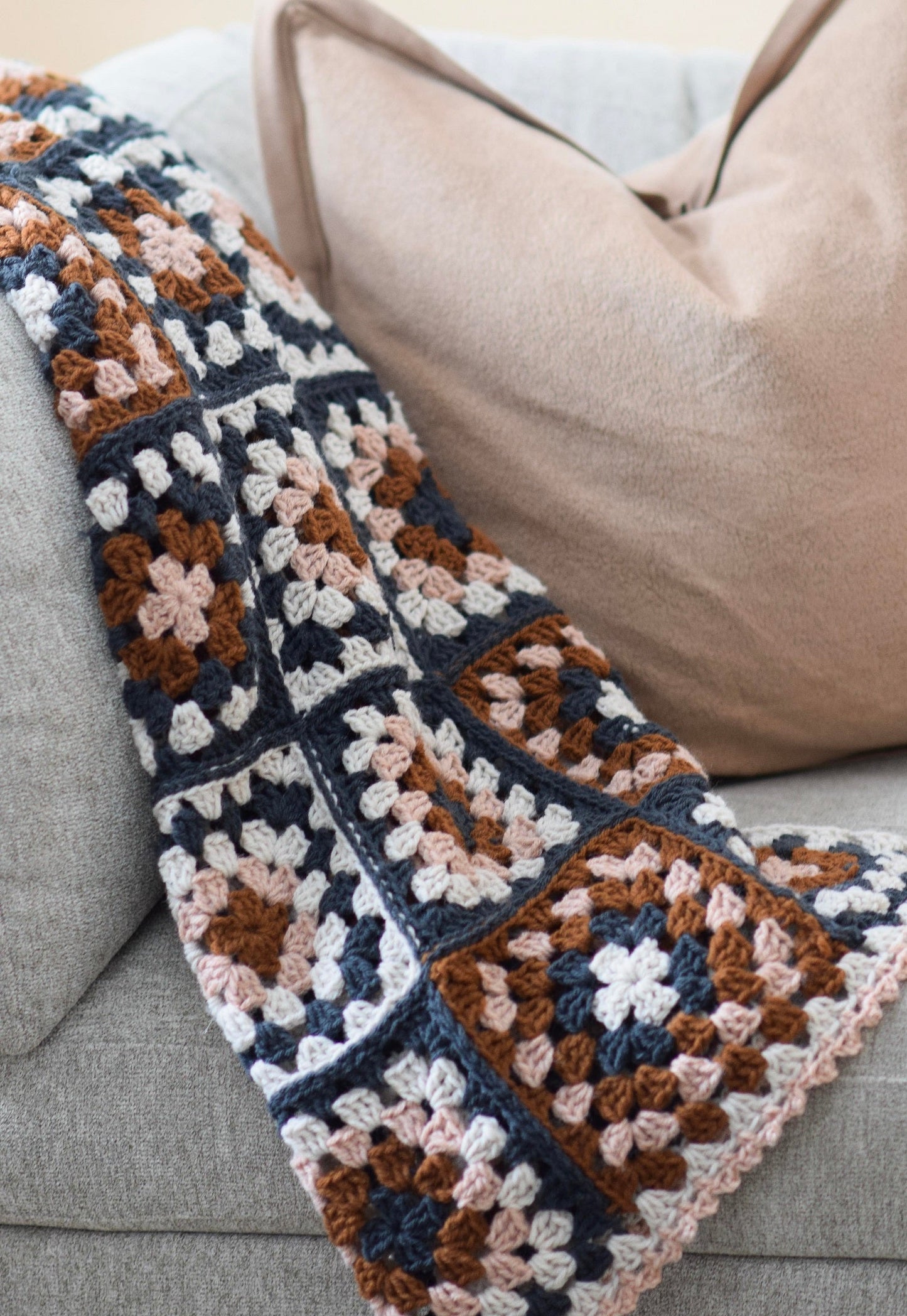 Crochet Kit - Nora Granny Square Throw