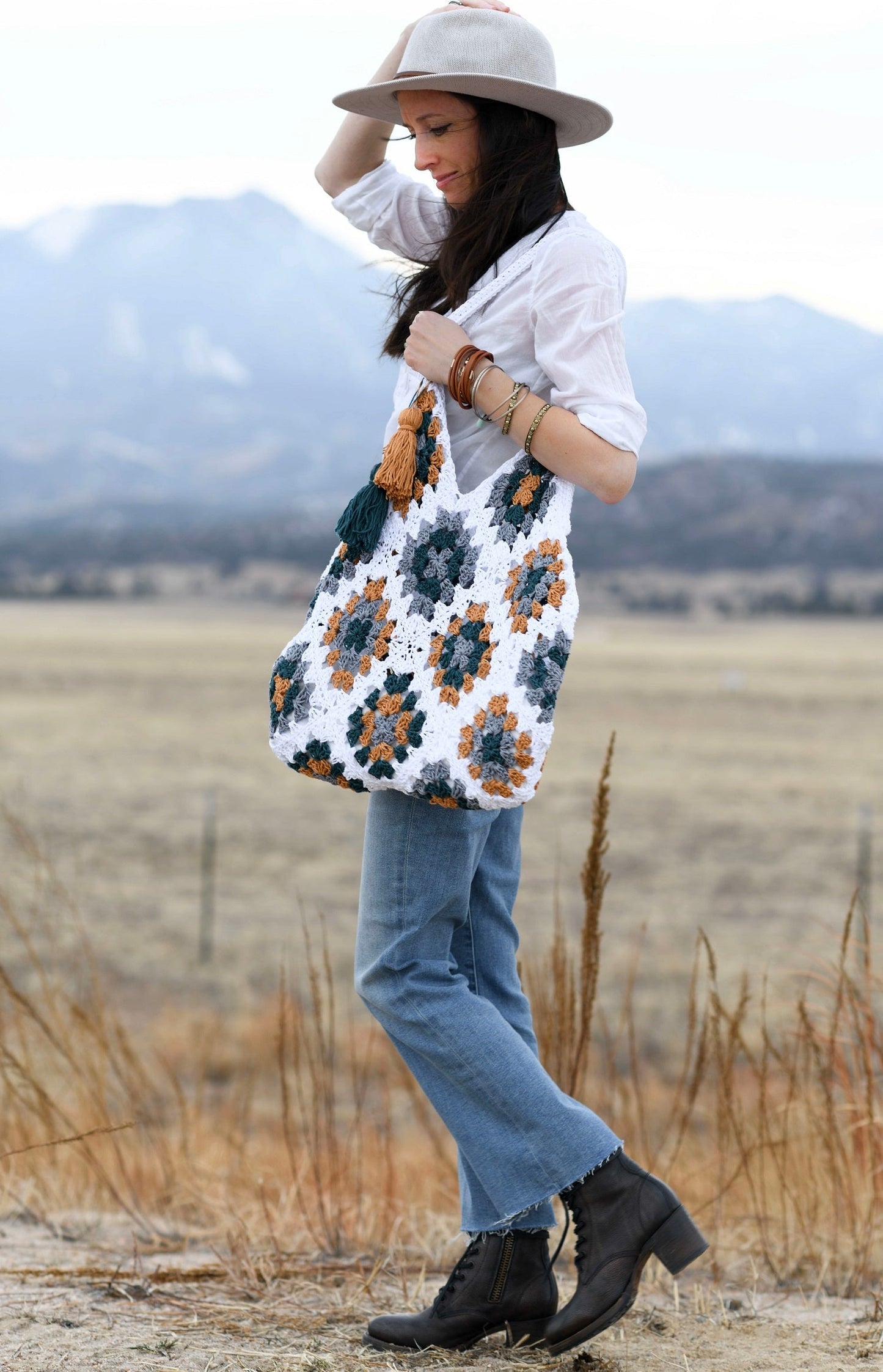 Crochet Kit - Magnolia Tote Bag