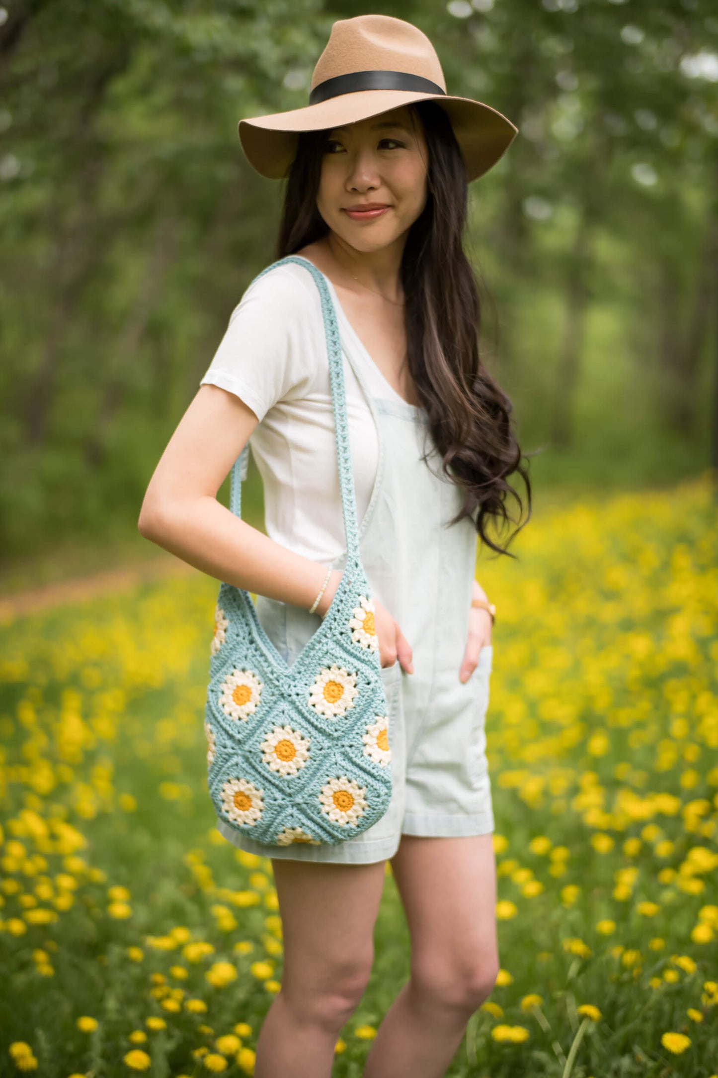 Crochet Kit - Summer Days Daisy Bag