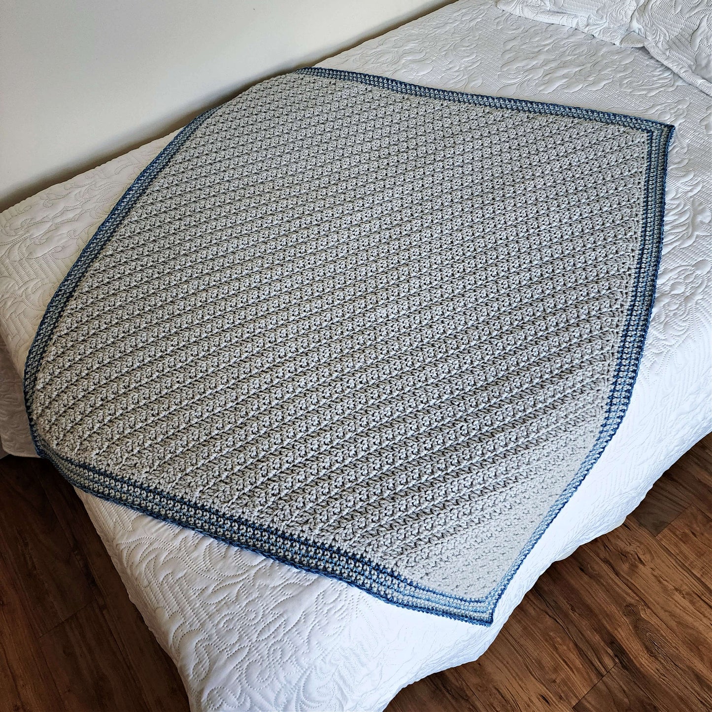 Crochet Kit - Cuddle Soft Baby Blanket