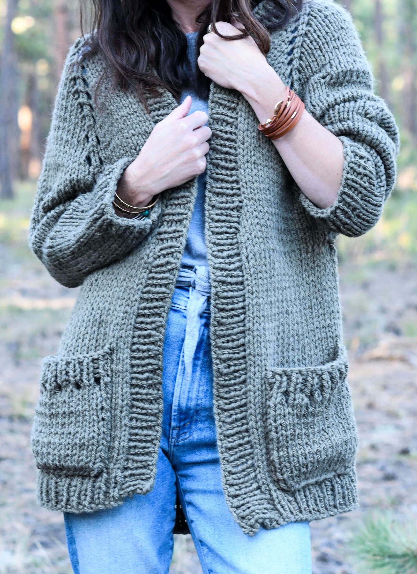Knit Kit - Artista Simple Raglan Cardigan