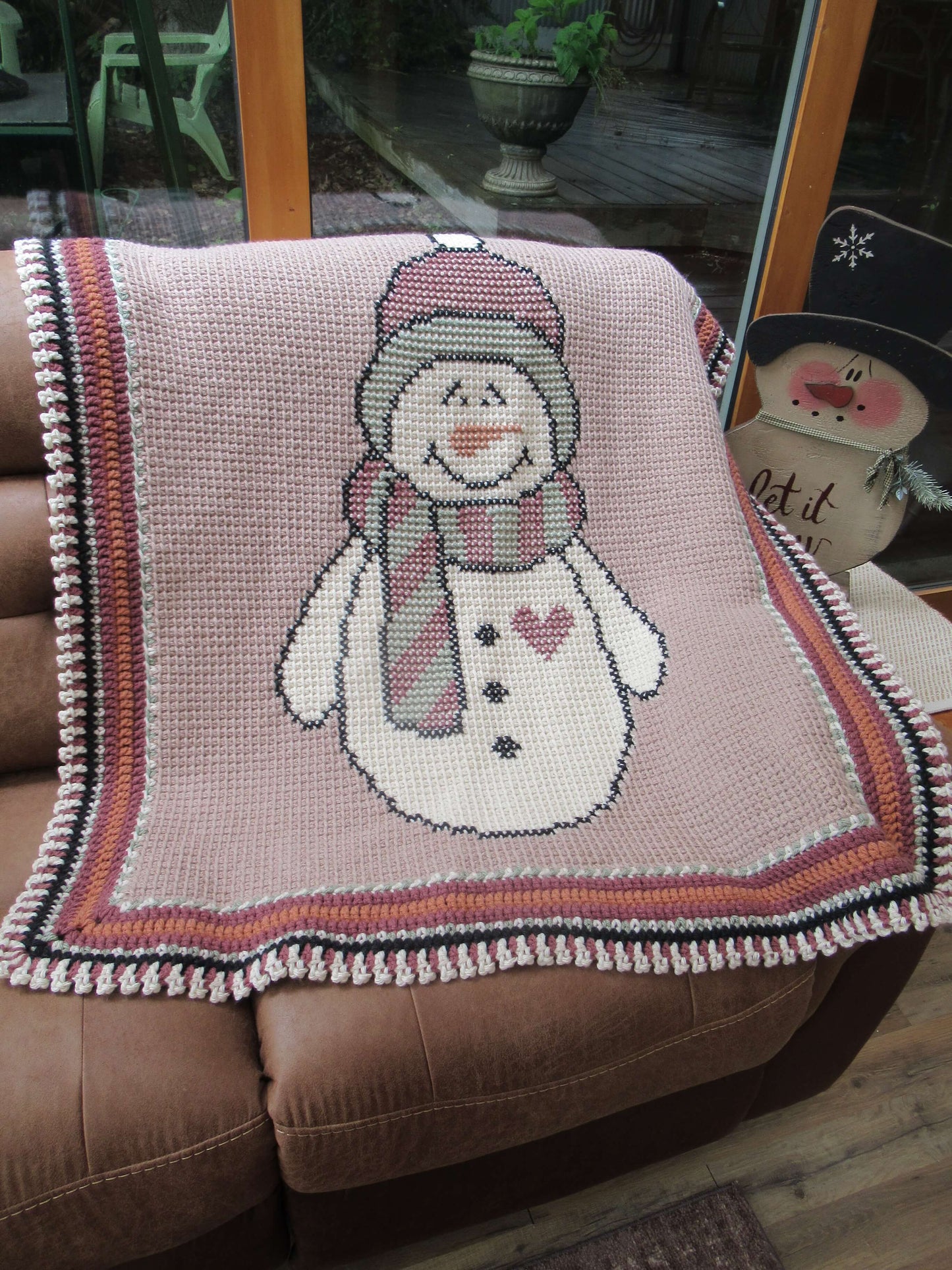 Crochet Kit - Country Snowman Throw