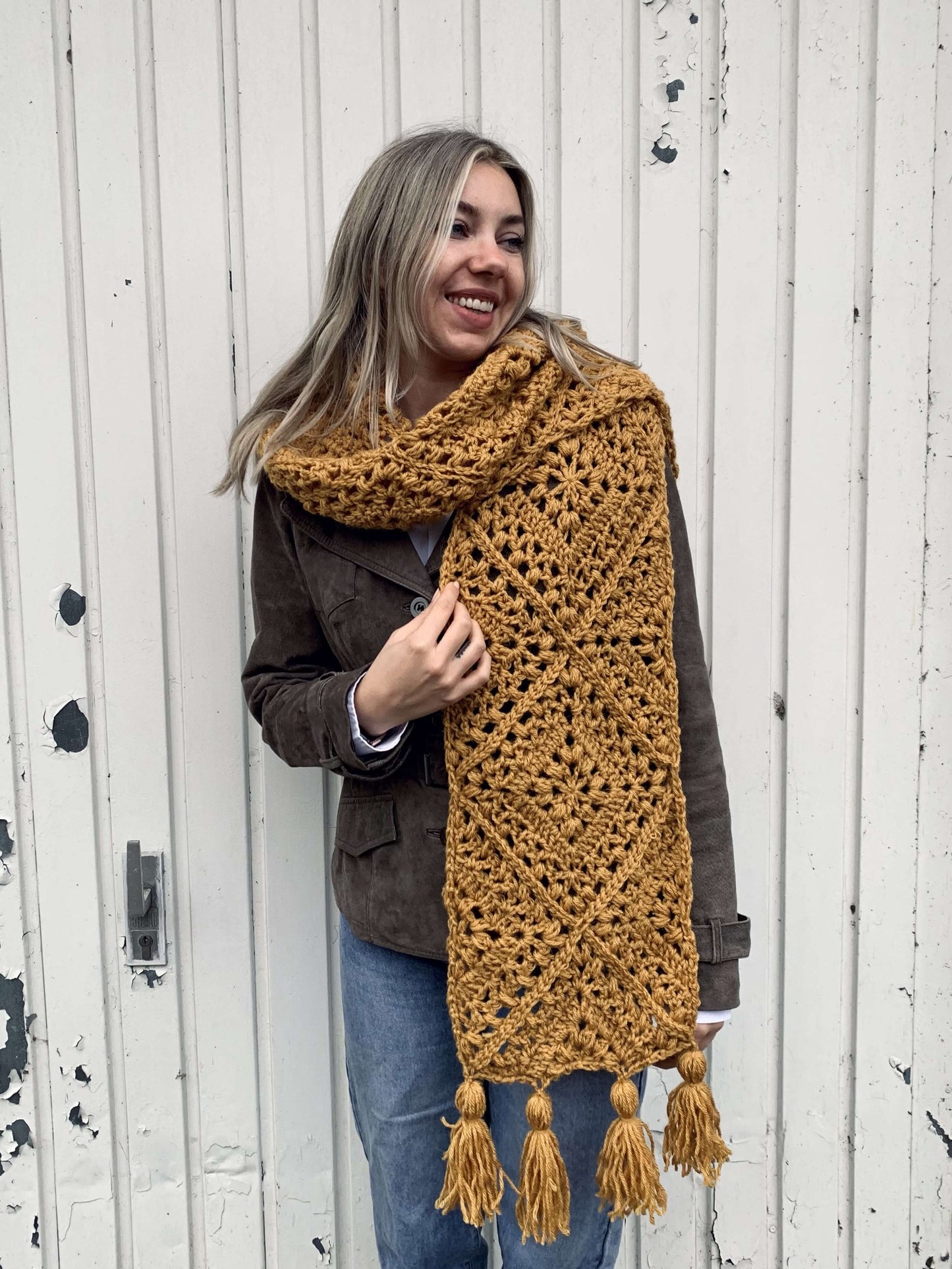 Crochet Kit - Tulip Square Scarf