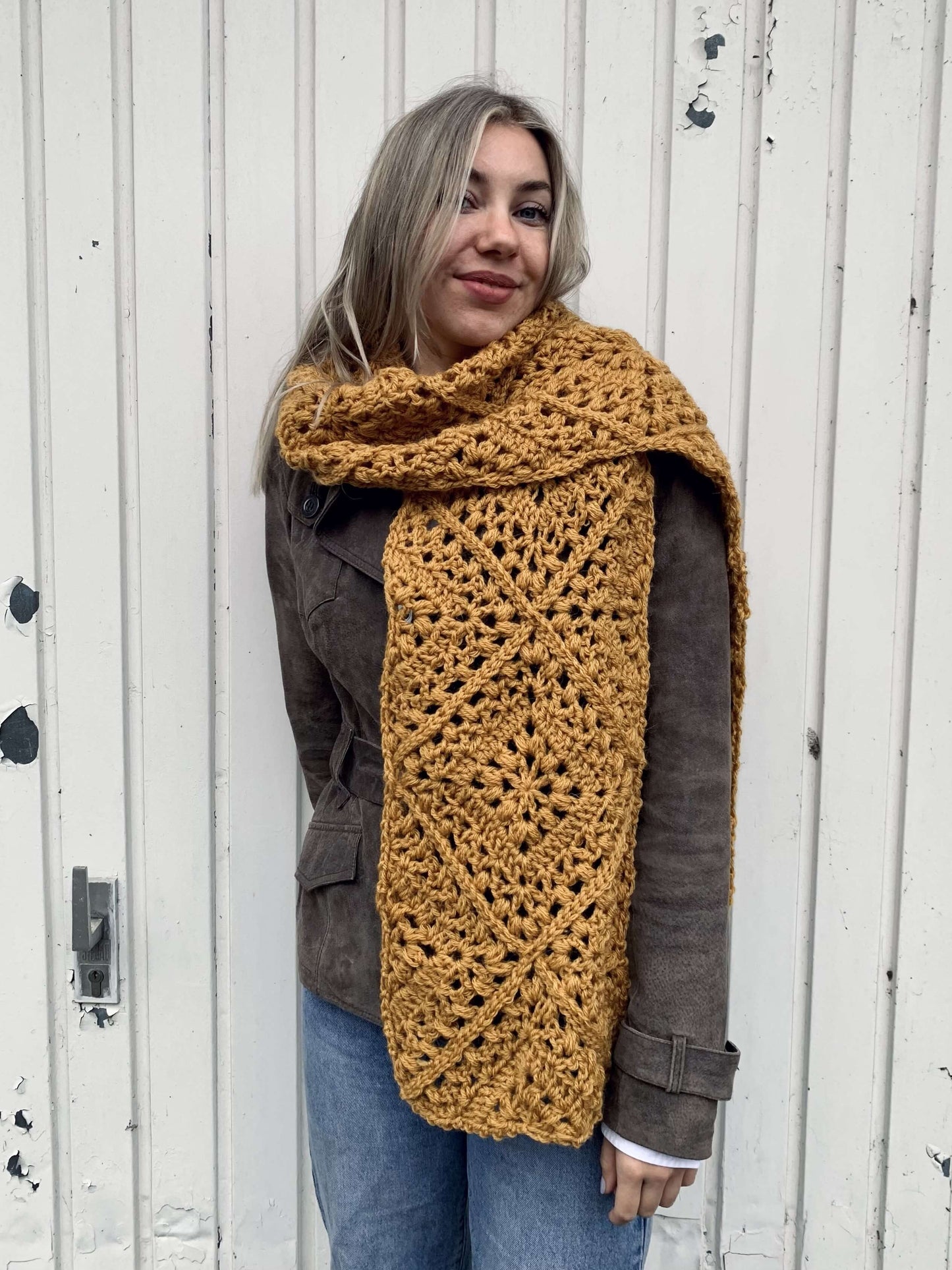 Crochet Kit - Tulip Square Scarf