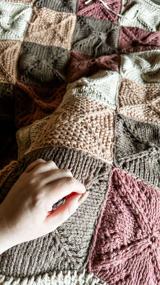 Knit Kit - Center Square Throw
