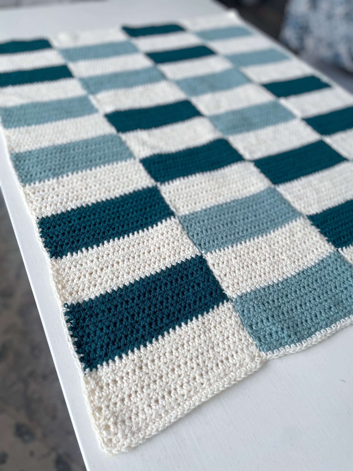 Crochet Kit - Gridlines Baby Blanket