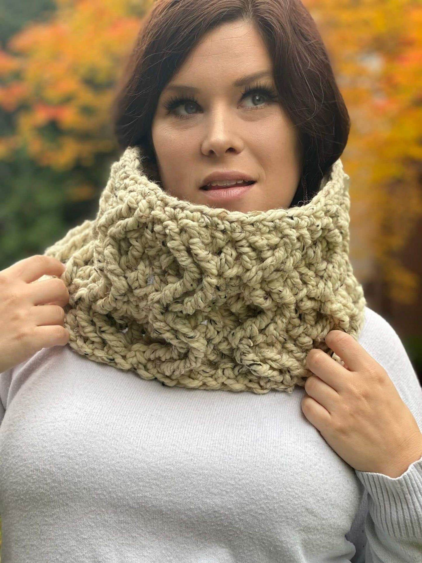 Crochet Kit - Diamond in the Rough Cowl