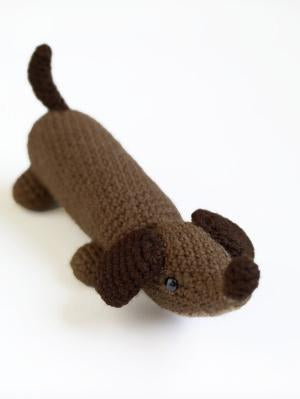 Amigurumi Wiener Dog Pattern (Crochet)