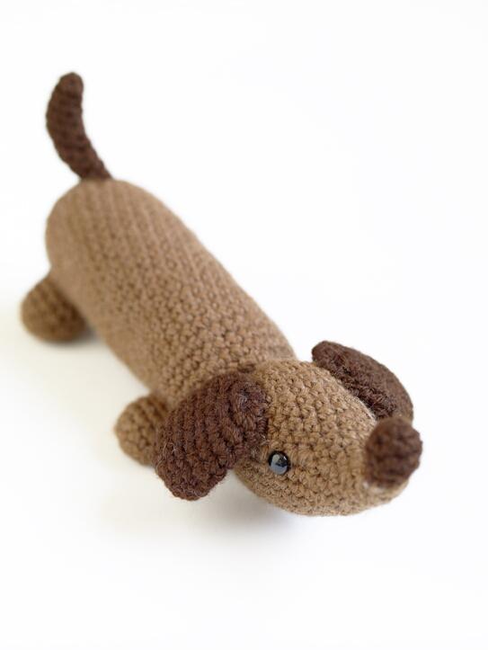 Amigurumi Wiener Dog Pattern (Crochet)