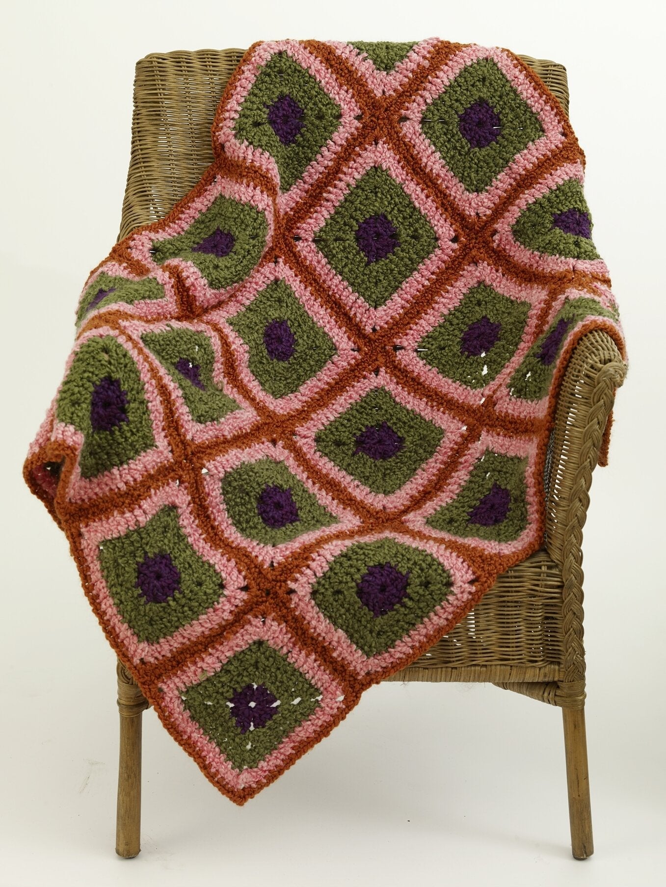 Crochet Granny Square Afghan Pattern (Crochet)