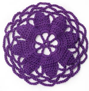 Crochet Motif VIII:  Flower-center circular motif (Crochet)