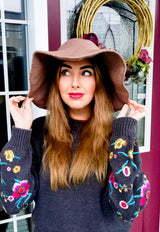 Alexis Floppy Hat (Crochet) thumbnail