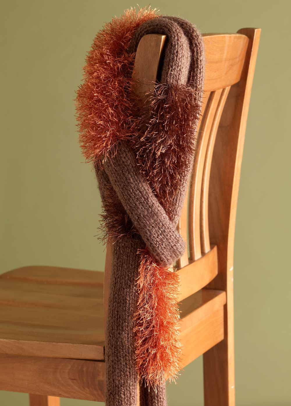 Chill In The Air Scarf Pattern (Knit)