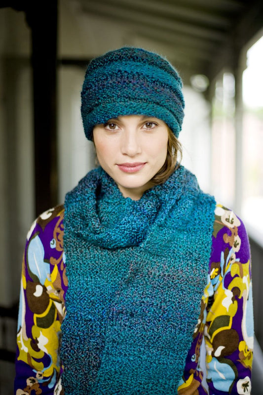 Hat And Scarf Pattern (Knit)